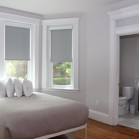 A Stylish Stay W/ A Queen Bed, Heated Floors.. #18 Μπρούκλαϊν Εξωτερικό φωτογραφία